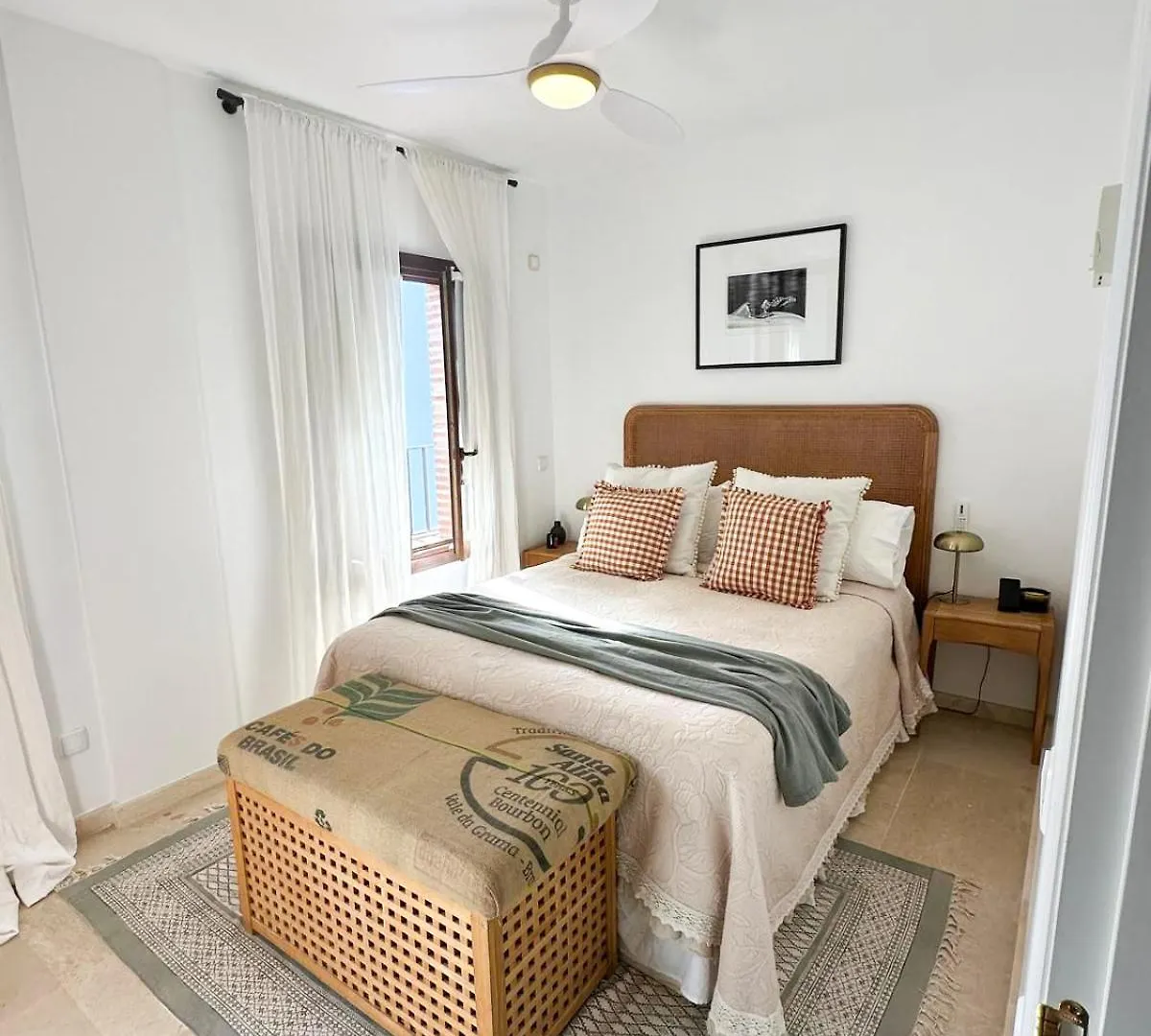 マルベーリャ Elegant 3Br Golden Mile Retreatヴィラ ヴィラ